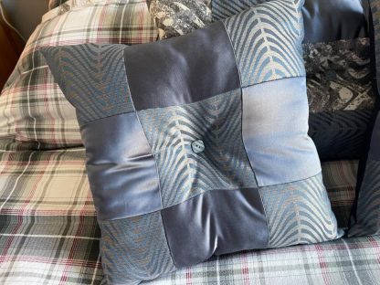 Cushion Set Silver Grey - Image 4